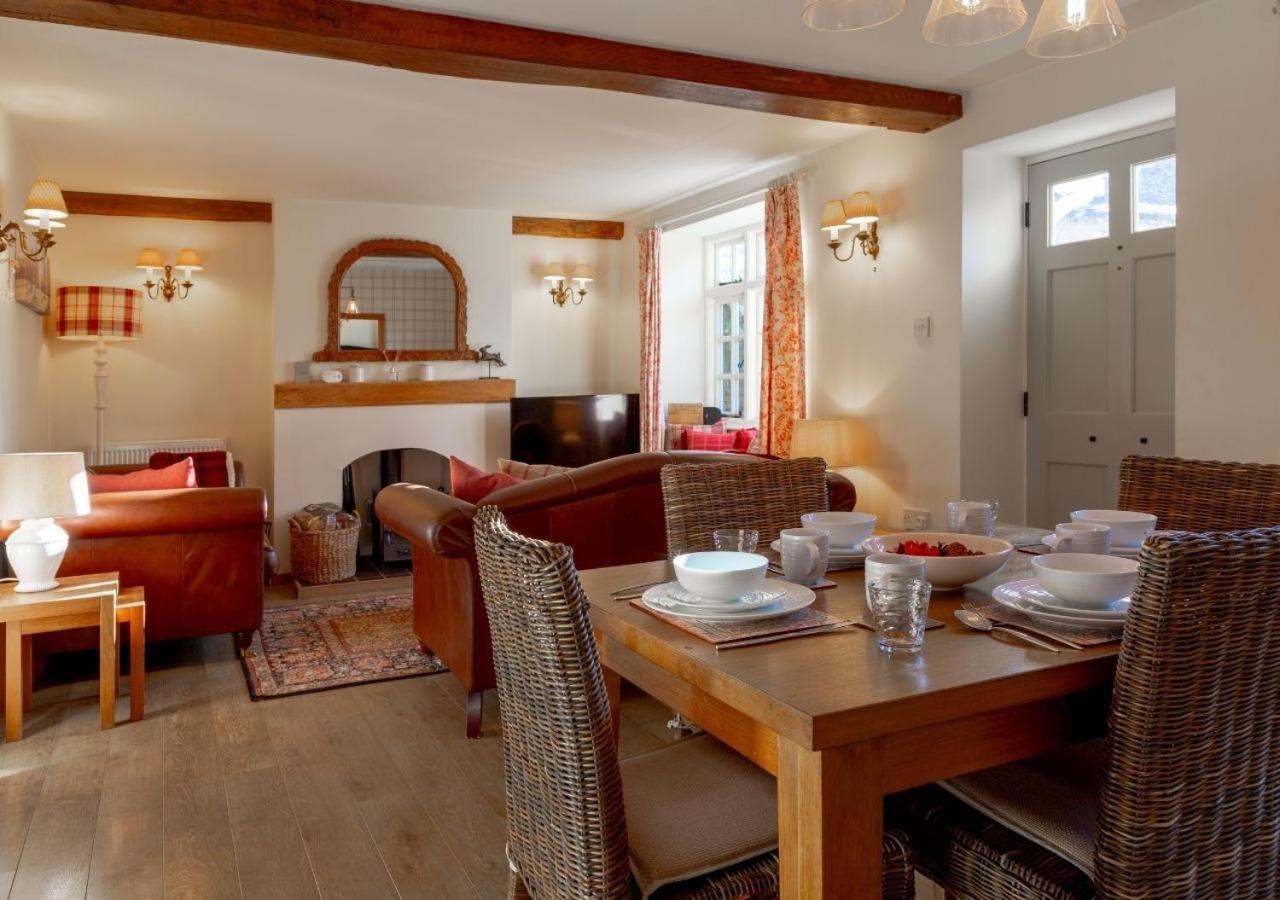 Jasmine Cottage - 2 Bedroom In Heart Of Bourton! Extérieur photo