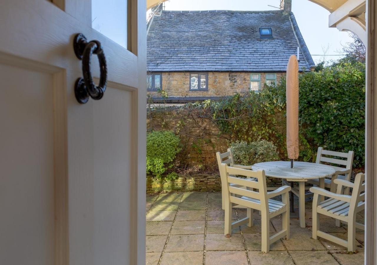 Jasmine Cottage - 2 Bedroom In Heart Of Bourton! Extérieur photo