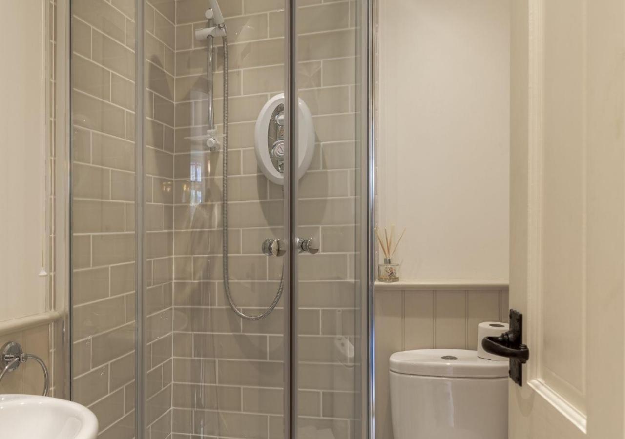 Jasmine Cottage - 2 Bedroom In Heart Of Bourton! Extérieur photo